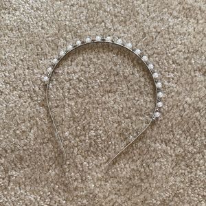 Pearl jeweled metal fashion headband